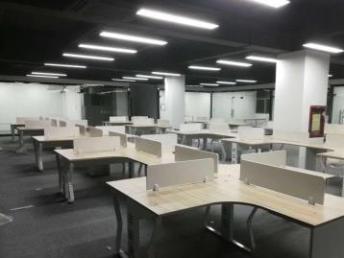 深圳辦公家具一站式采購 廠家直銷辦公桌椅、電腦桌、經理桌、老板桌及家居飾品